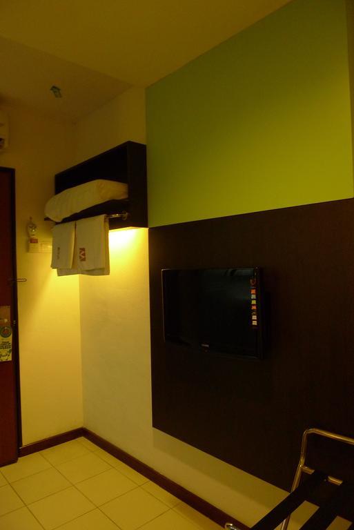 Meldrum Hotel Johor Bahru Bagian luar foto