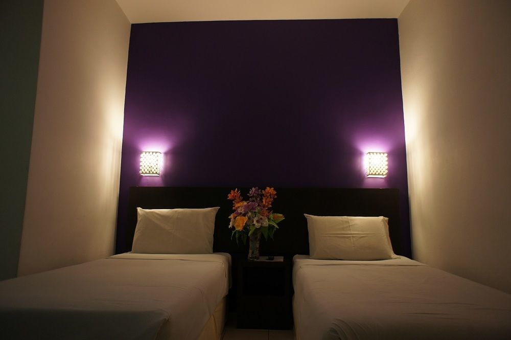 Meldrum Hotel Johor Bahru Bagian luar foto