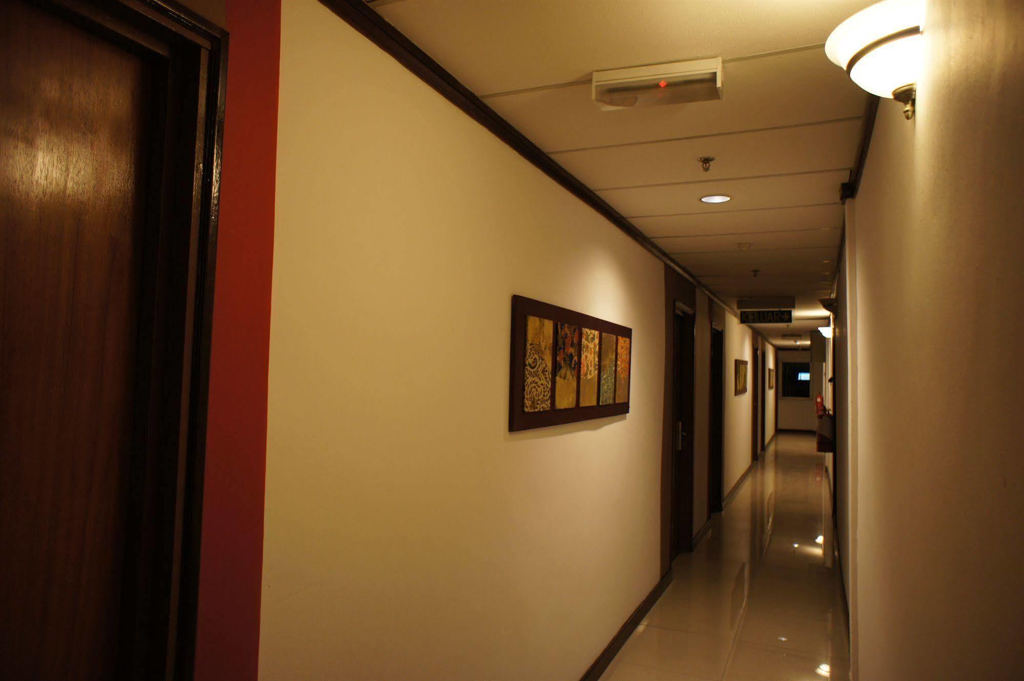 Meldrum Hotel Johor Bahru Bagian luar foto