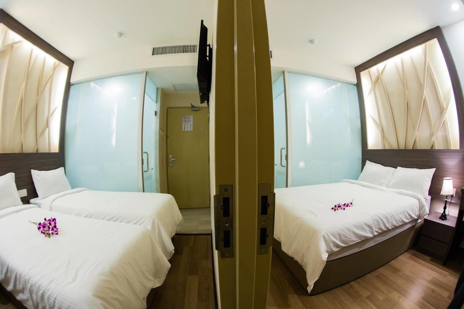 Meldrum Hotel Johor Bahru Bagian luar foto